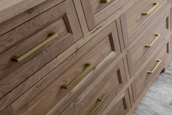 Bedroom_Hudson_Natural Effects on Walnut_Detail 6