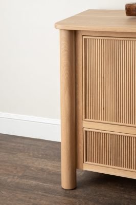 Dining Room_Waterford_Natural Waterborn on White Oak_Detail 4